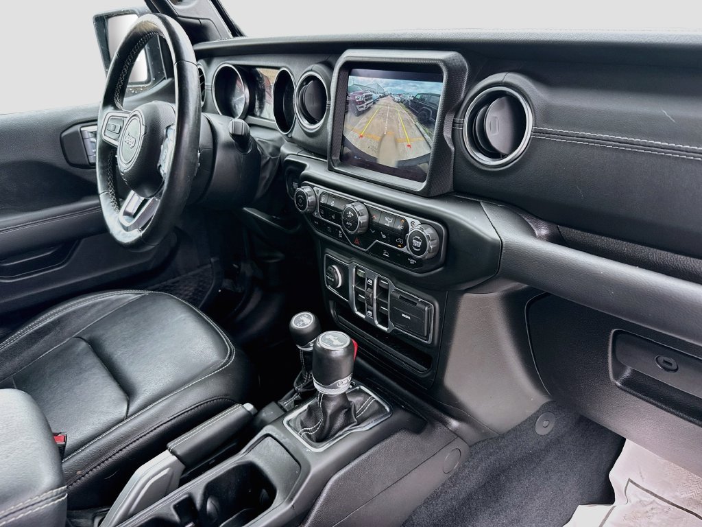 Certified 2022 Jeep Wrangler Unlimited Sahara w/ Cold Weather Group AWD/4WD image 34
