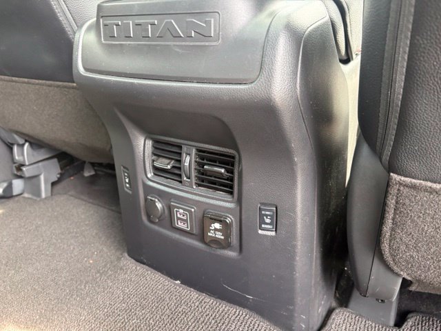 Used 2023 Nissan Titan PRO-4X w/ Pro-4x Convenience Package AWD/4WD image 32