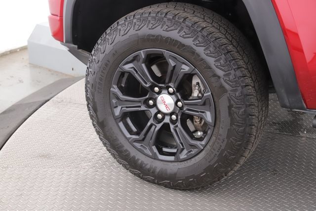 Used 2023 GMC Canyon Elevation w/ Elevation Premium Package AWD/4WD image 13