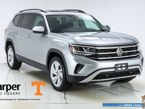 Used 2023 Volkswagen Atlas SE w/ Panoramic Sunroof Package image 15