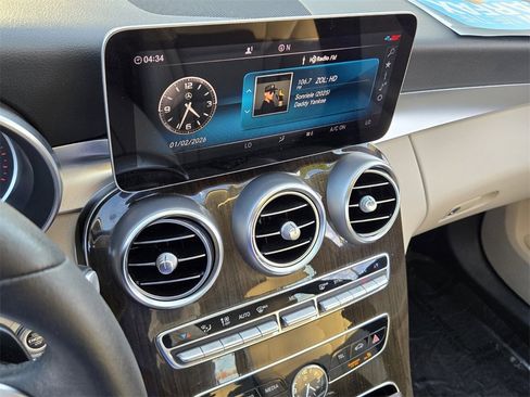 Used 2019 Mercedes-Benz C 300 Sedan image 20