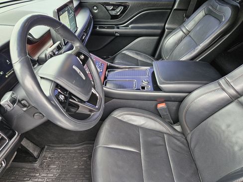 Used 2023 Lincoln Aviator Reserve w/ Equipment Group 201A image 14