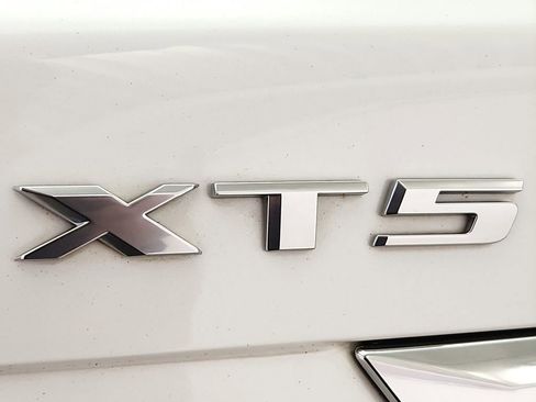 Used 2019 Cadillac XT5 Premium Luxury image 41