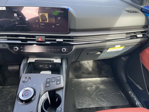 New 2026 Kia Sportage SX Prestige image 13