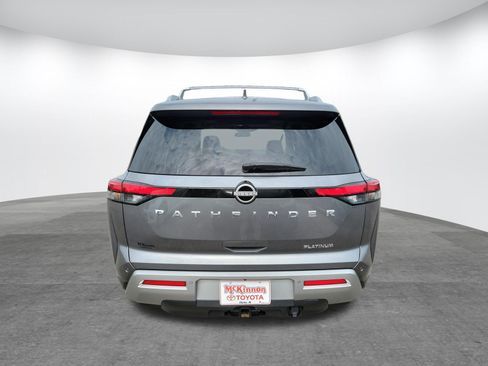 Used 2024 Nissan Pathfinder Platinum w/ Cargo Package FWD image 6