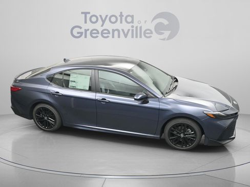 New 2026 Toyota Camry SE FWD image 18