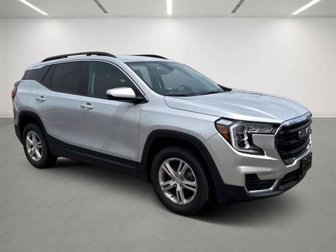 Used 2022 GMC Terrain SLE w/ Driver Convenience Package AWD/4WD image 6