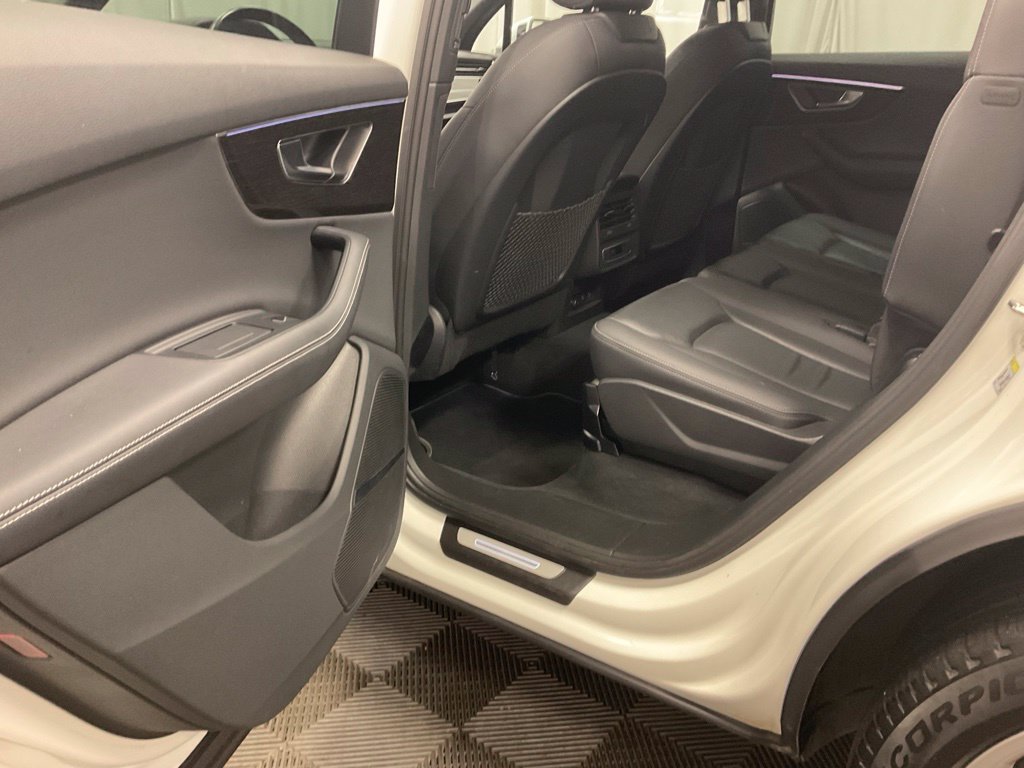 Used 2025 Audi Q7 3.0T Premium Plus AWD/4WD image 24