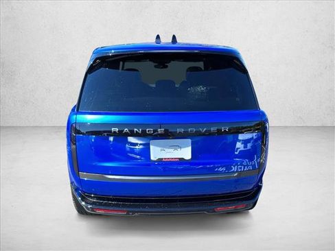 New 2025 Land Rover Range Rover SE image 6