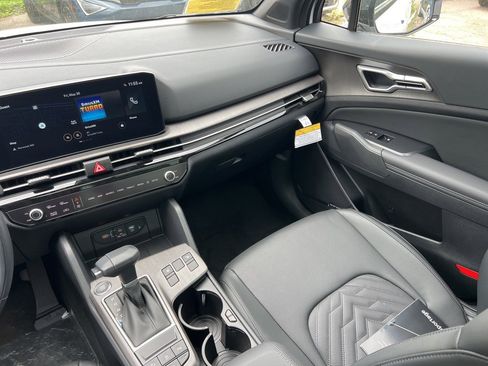 New 2026 Kia Sportage X-Line w/ X-Line Technology Package image 12