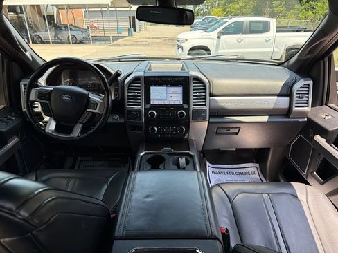 Used 2017 Ford F350 Platinum w/ Platinum Ultimate Package AWD/4WD image 19