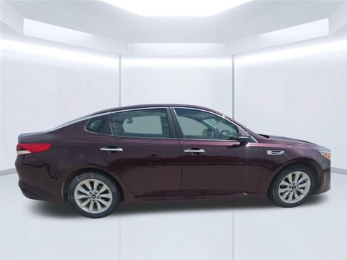 Used 2018 Kia Optima LX w/ 17" Alloy Wheels Package FWD image 37