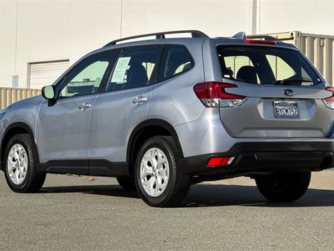 Used 2021 Subaru Forester image 6