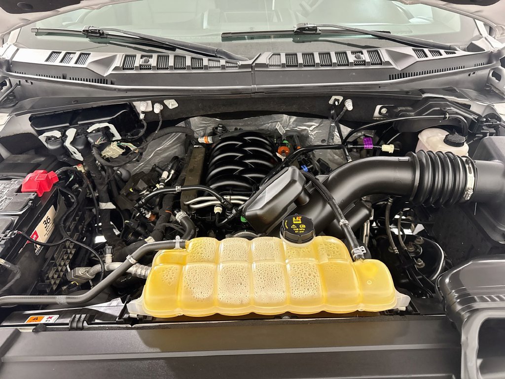 Used 2018 Ford F150 XL w/ Equipment Group 101A Mid AWD/4WD image 25