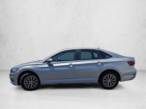 Used 2021 Volkswagen Jetta SE w/ SE Cold Weather Package FWD image 9