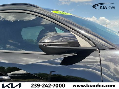 Used 2022 Hyundai Santa Cruz SEL w/ Activity Package FWD image 7