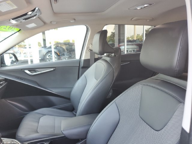 Certified 2024 Kia Niro EX Touring FWD image 16