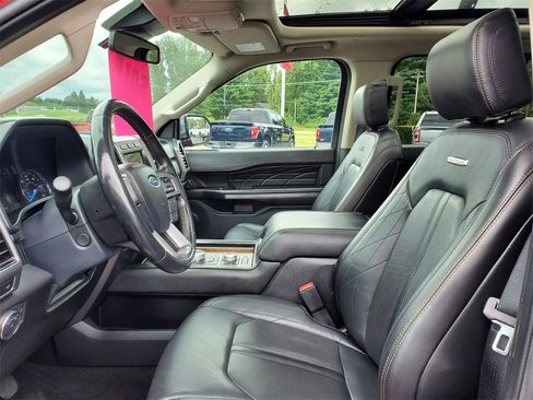 Used 2021 Ford Expedition Platinum image 8