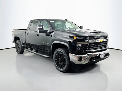 New 2026 Chevrolet Silverado 2500 LT w/ Leather Package AWD/4WD image 3