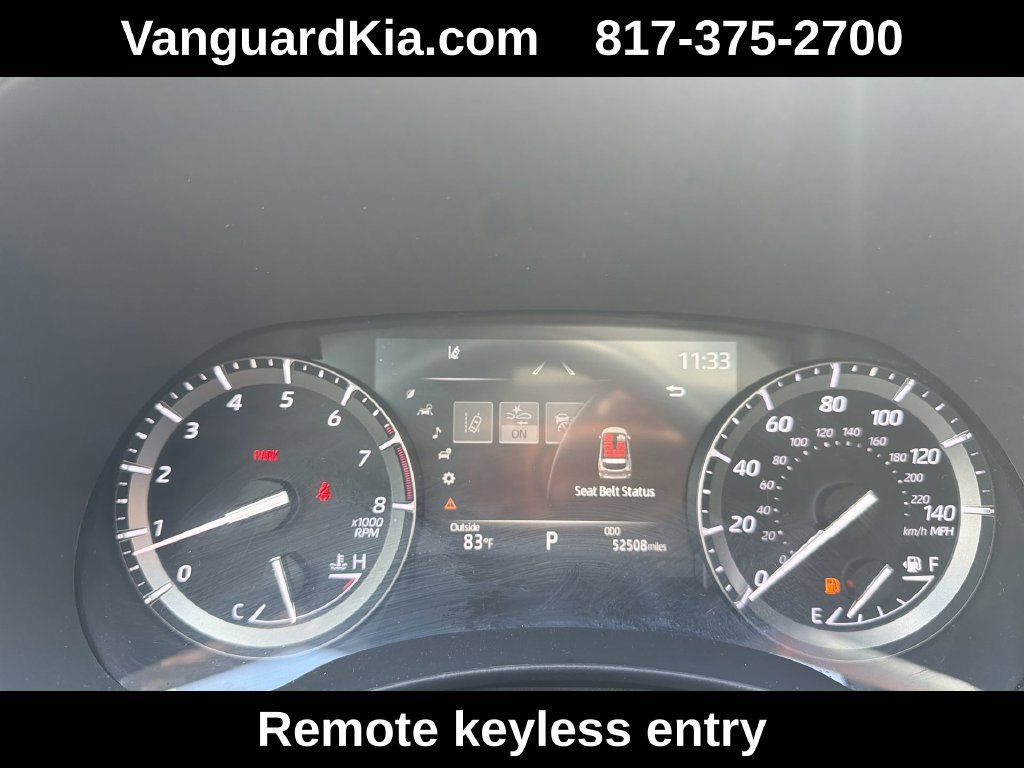 Used 2021 Toyota Highlander Limited FWD image 11