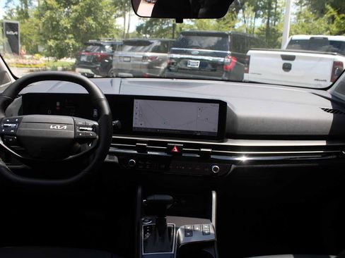 New 2026 Kia Sportage SX image 25