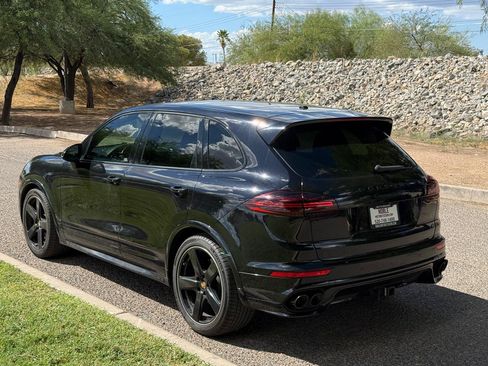 Used 2016 Porsche Cayenne GTS w/ Premium Package Plus AWD/4WD image 3