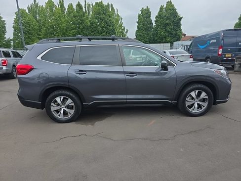 Used 2022 Subaru Ascent Premium w/ Convenience Package AWD/4WD image 6