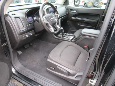 Used 2019 GMC Canyon SLE w/ SLE Convenience Package image 23