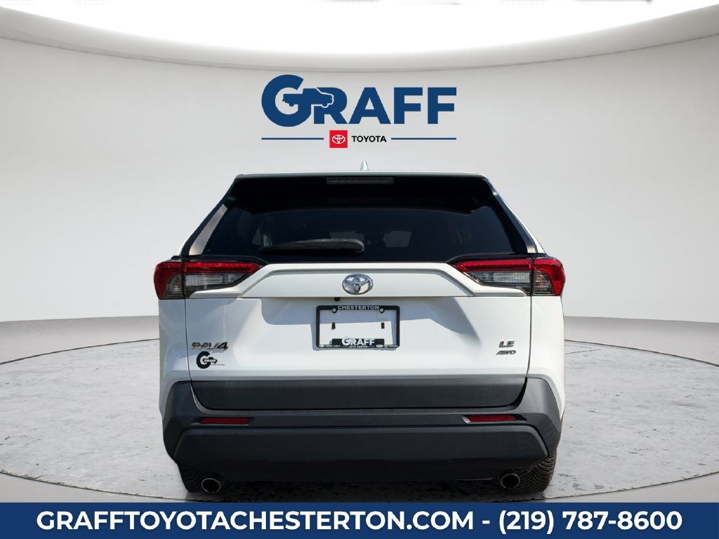Used 2022 Toyota RAV4 LE w/ Carpet Mat Package (TMS) AWD/4WD image 6