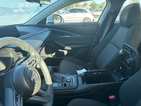 Used 2022 MAZDA CX-30 AWD 2.5 S image 11