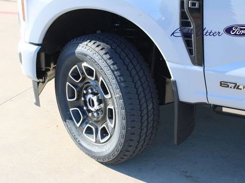 New 2026 Ford F250 Platinum image 5