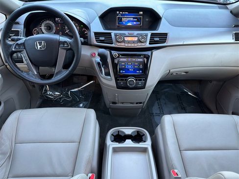 Used 2015 Honda Odyssey EX-L image 19