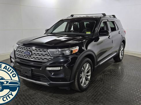 Used 2021 Ford Explorer Limited w/ Equipment Group 301A AWD/4WD image 3