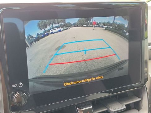 Used 2024 Toyota Corolla LE FWD image 24