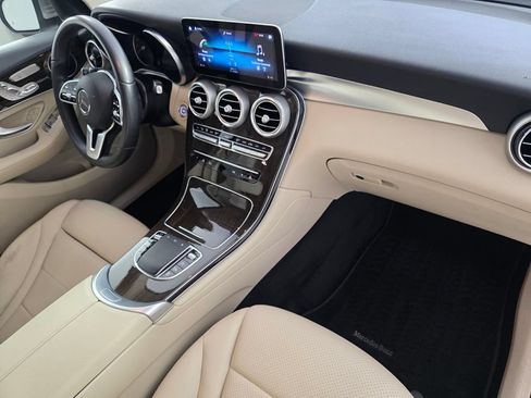 Certified 2022 Mercedes-Benz GLC 300 image 31