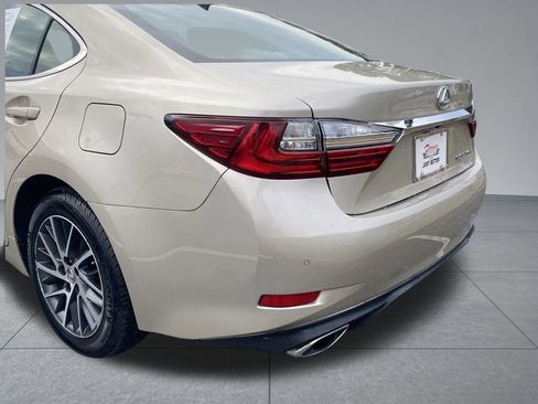 Used 2018 Lexus ES 350 image 11