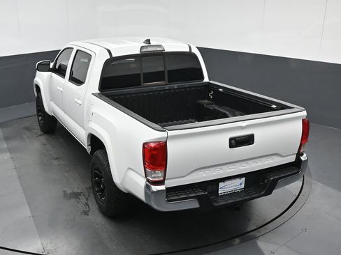 Used 2017 Toyota Tacoma SR5 image 56