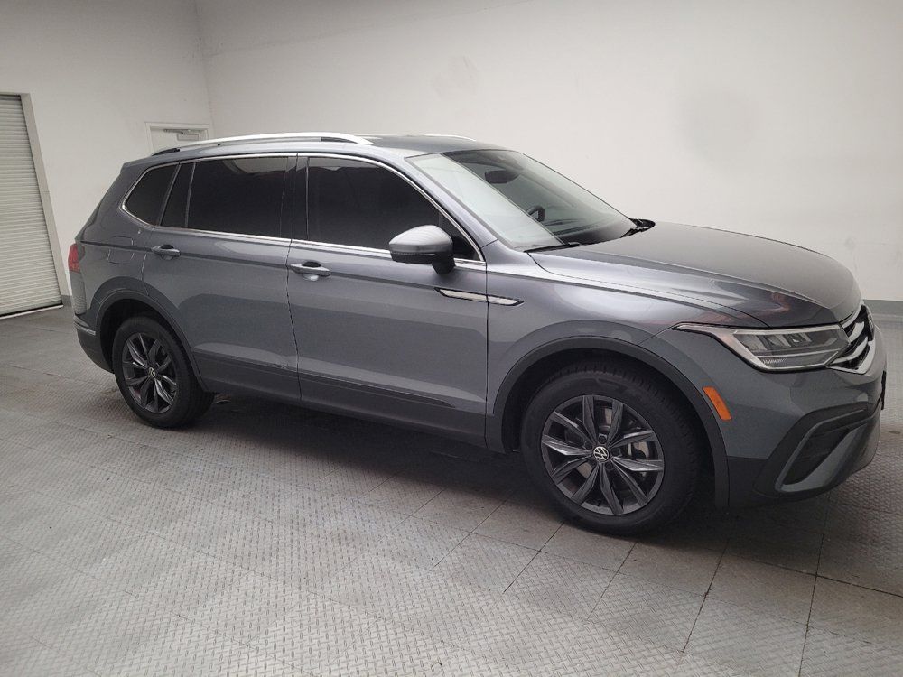 Used 2023 Volkswagen Tiguan SE FWD image 11
