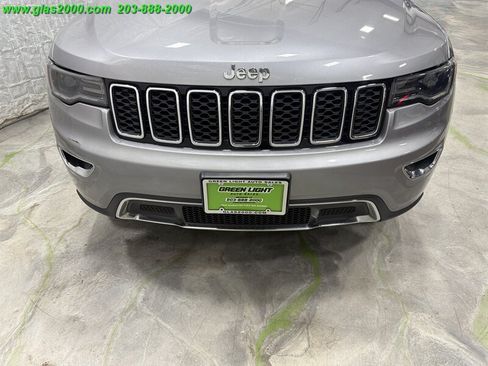 Used 2020 Jeep Grand Cherokee Limited w/ Premium Lighting Group AWD/4WD image 18