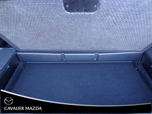 Used 2023 Ford Explorer XLT w/ Equipment Group 202A image 15