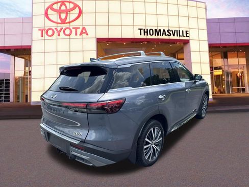 Used 2023 INFINITI QX60 Sensory w/ Vision Package AWD/4WD image 5