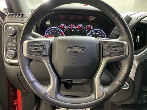 Used 2019 Chevrolet Silverado 1500 LT Trail Boss image 18