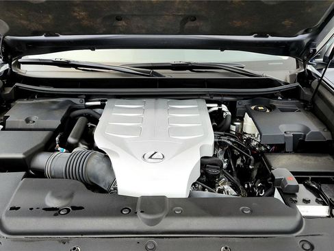 Used 2023 Lexus GX 460 Premium w/ Premium Package image 15