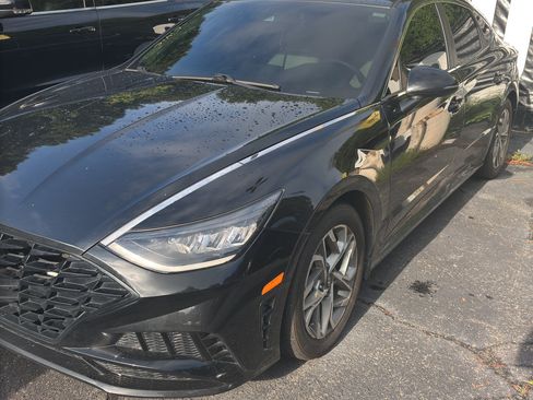 Used 2023 Hyundai Sonata SEL FWD image 1