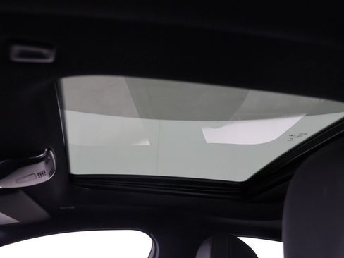 Used 2023 BMW i4 eDrive40 RWD image 18