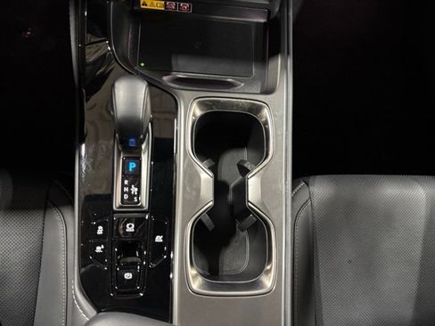 Used 2025 Lexus NX 300h AWD w/ Luxury Package image 22