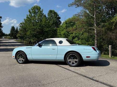 Used 2003 Ford Thunderbird RWD image 22