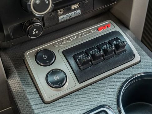 Used 2010 Ford F150 Raptor image 16