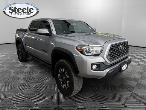 Used 2020 Toyota Tacoma TRD Off-Road image 7