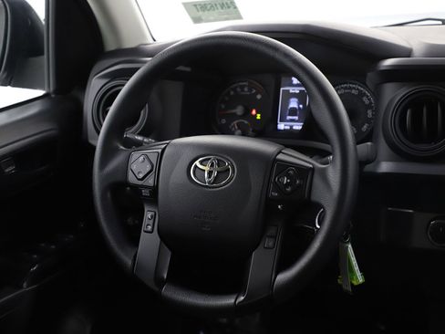 Used 2022 Toyota Tacoma SR image 15